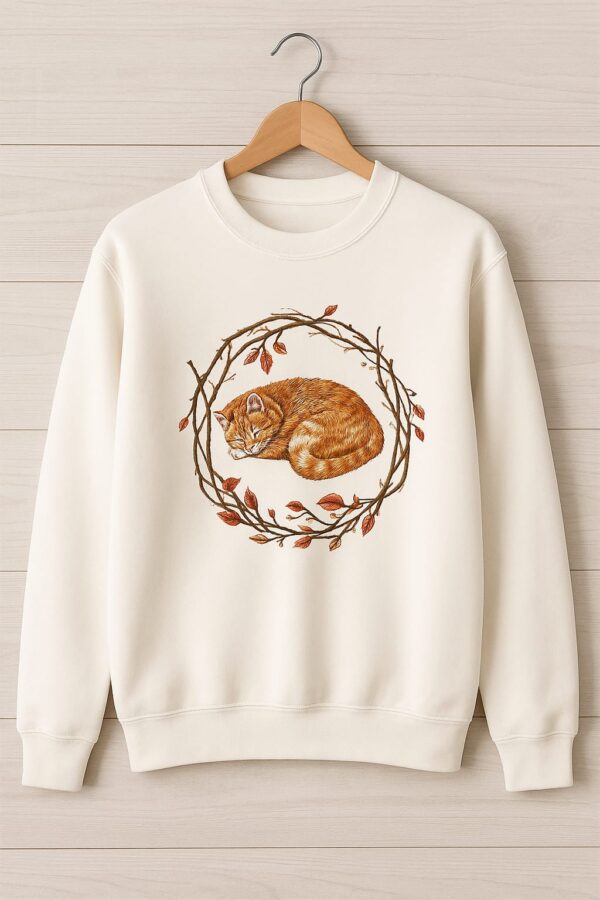 'Sleeping Ginger Cat' Men's Embroidered Sweatshirt - Cream