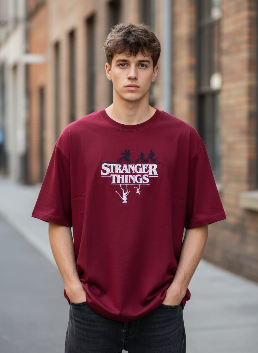 Stranger Things Upside Down Men's Embroidered Oversized T-shirt - White / Wine Red