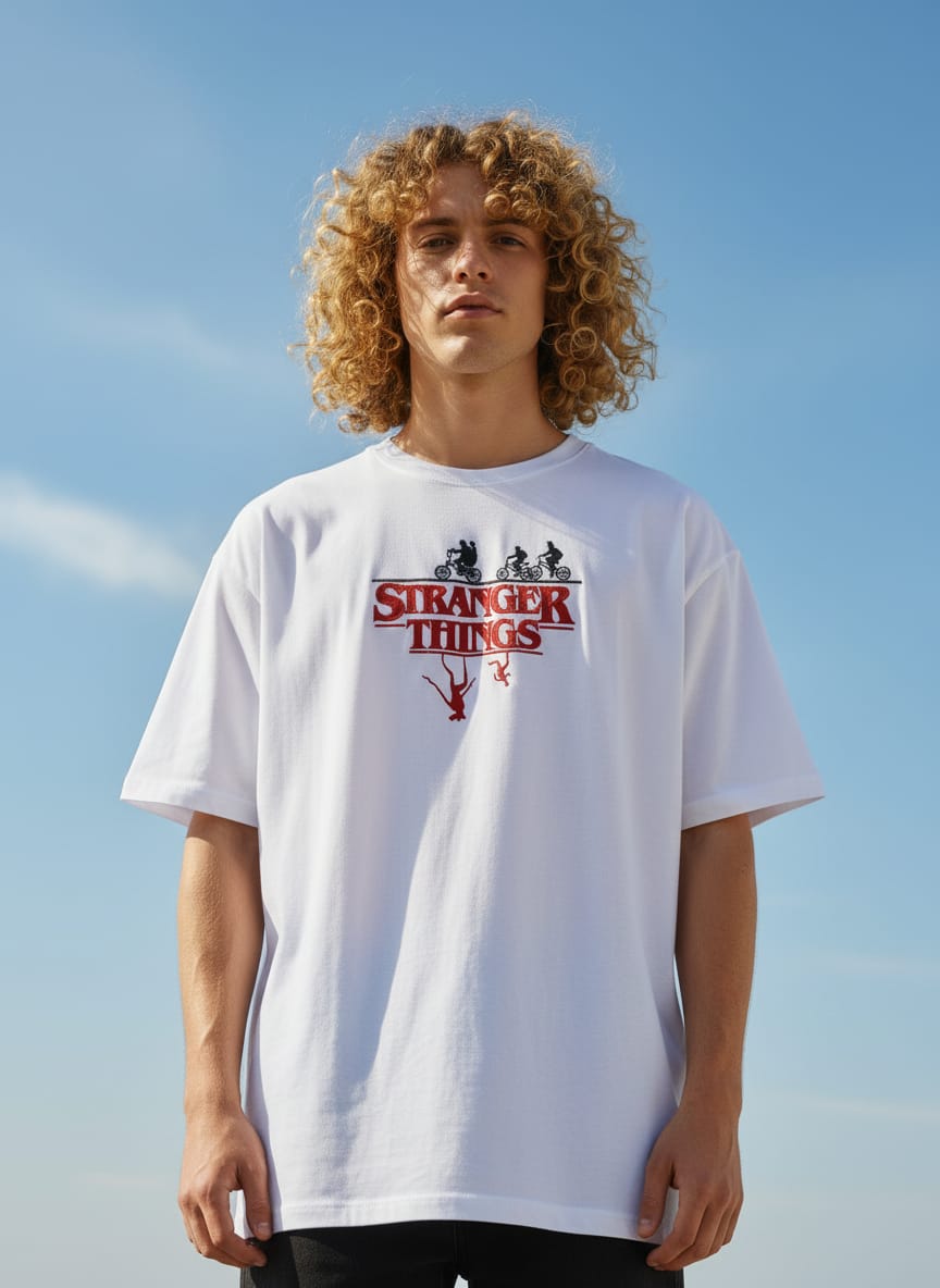 Stranger Things Upside Down Men's Embroidered Oversized T-shirt - White / Wine Red