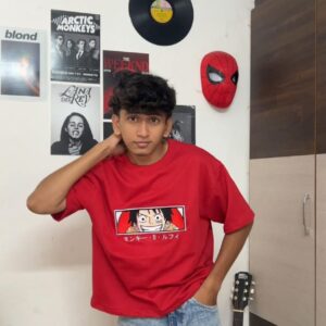 Luffy Fearless Smile Men's Embroidered Oversized T-shirt - Crimson Red